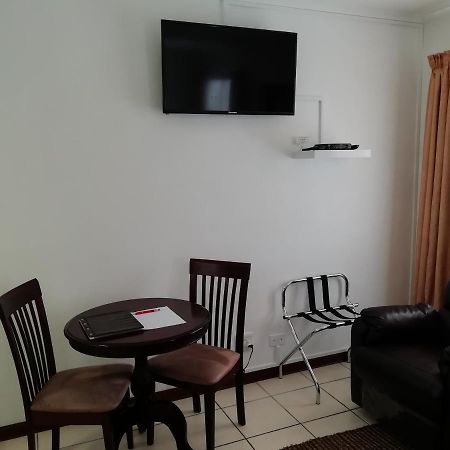 Newton Sands Guesthouse Port Elizabeth Ngoại thất bức ảnh