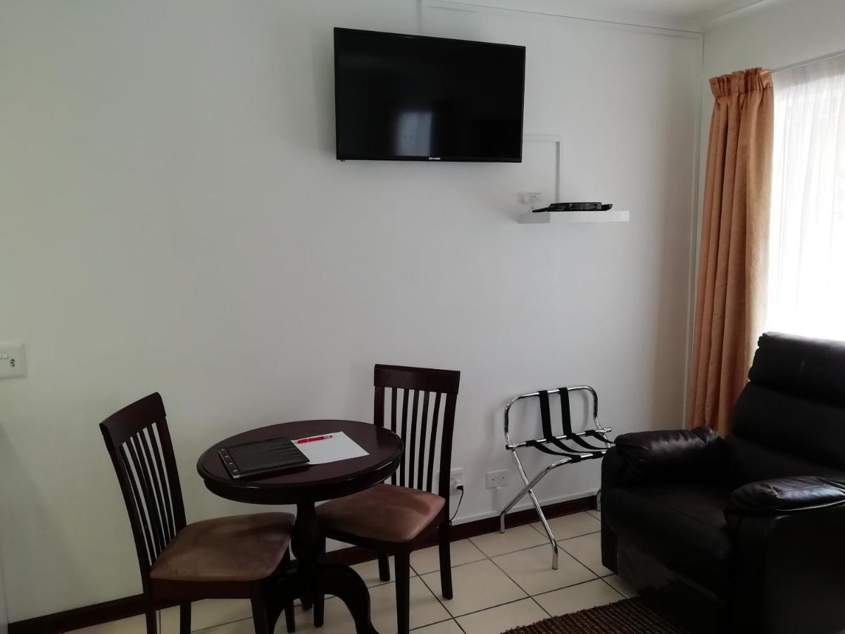 Newton Sands Guesthouse Port Elizabeth Ngoại thất bức ảnh